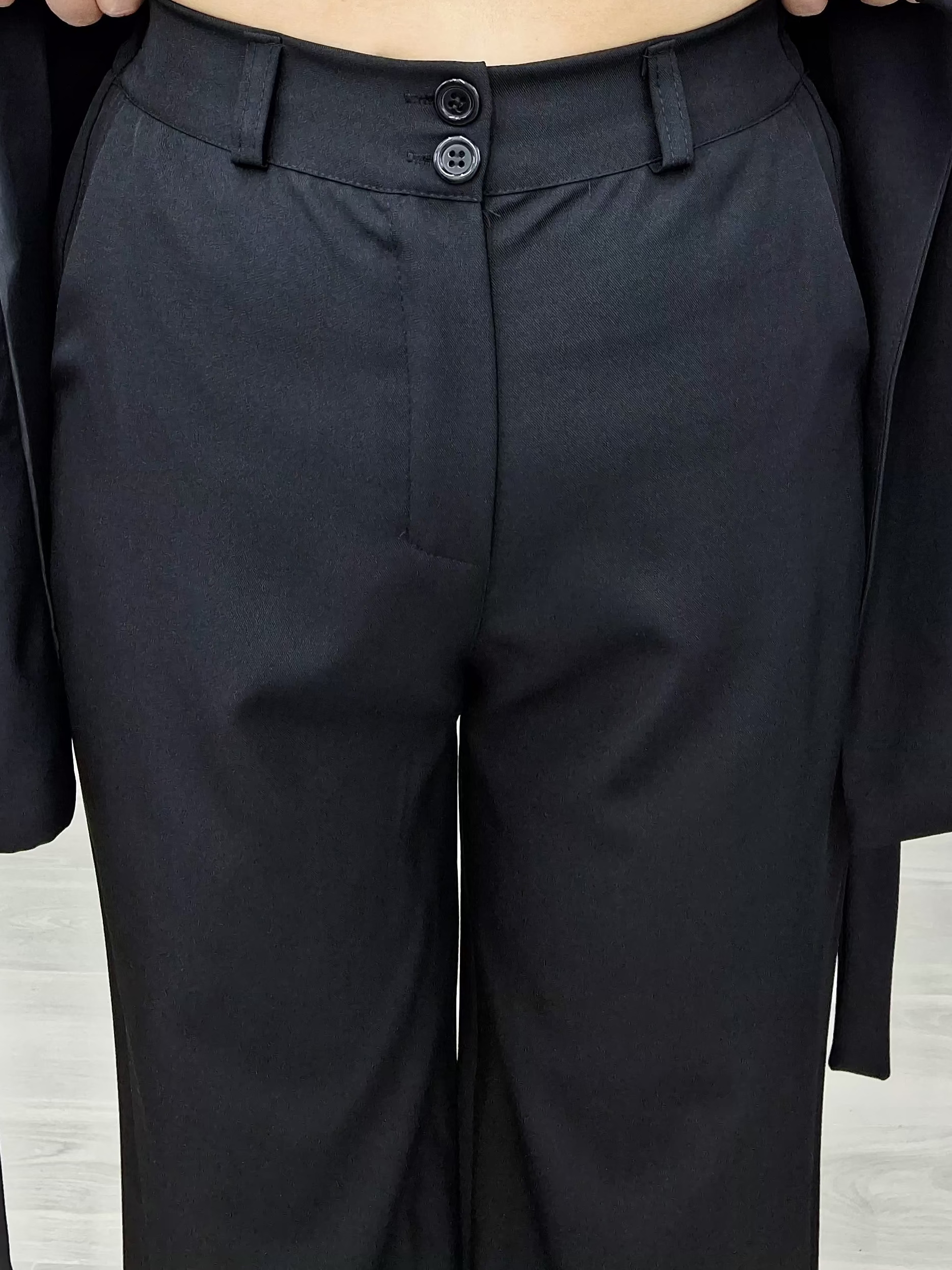 Tailleur Femminile a Portafoglio Effetto Vita Stretta